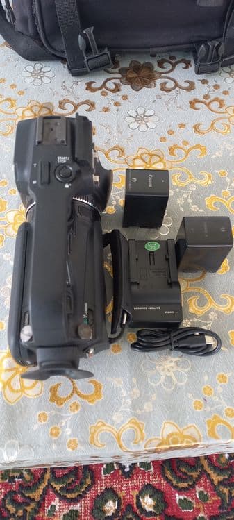 Видеокамера Canon xa10 сотилади — 7