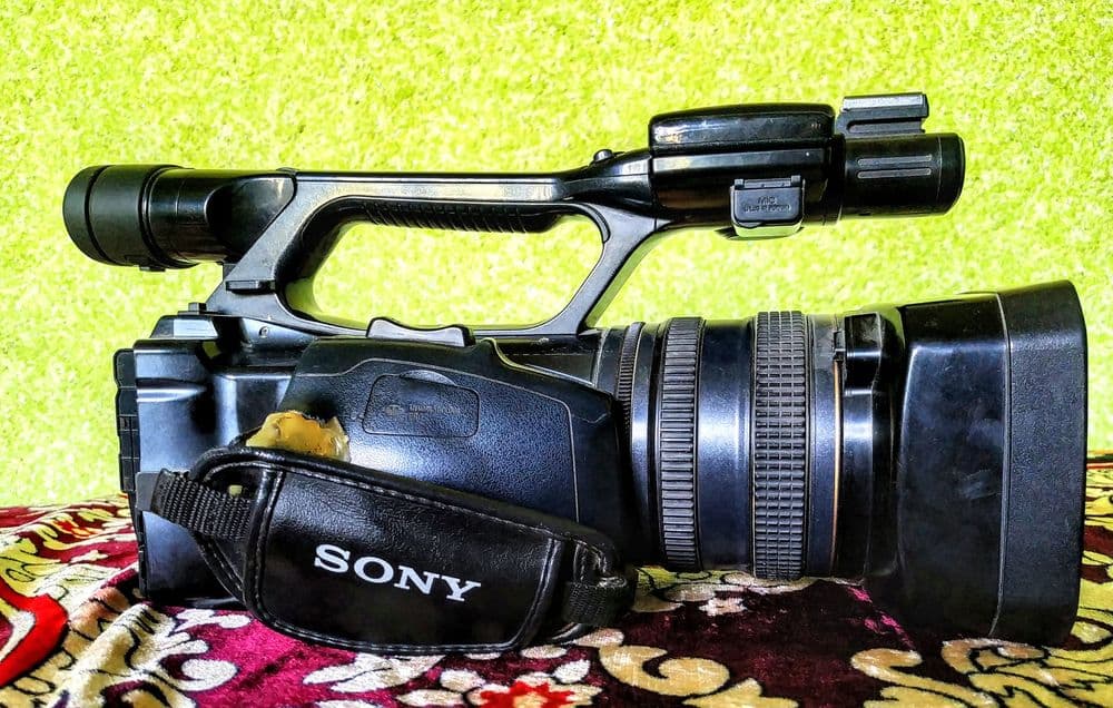 Sony 2200  2ta batariya bilan — 3
