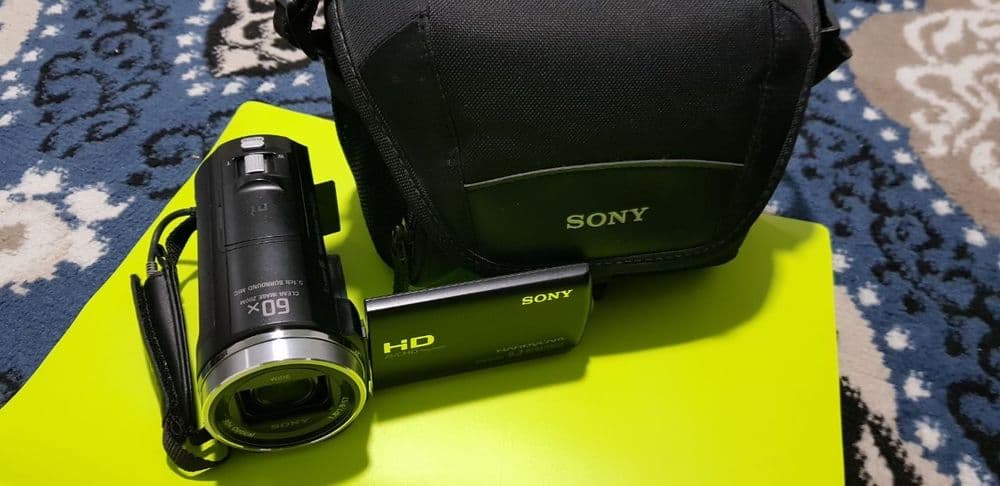 Sony HDR-CX530 Videocam — 4