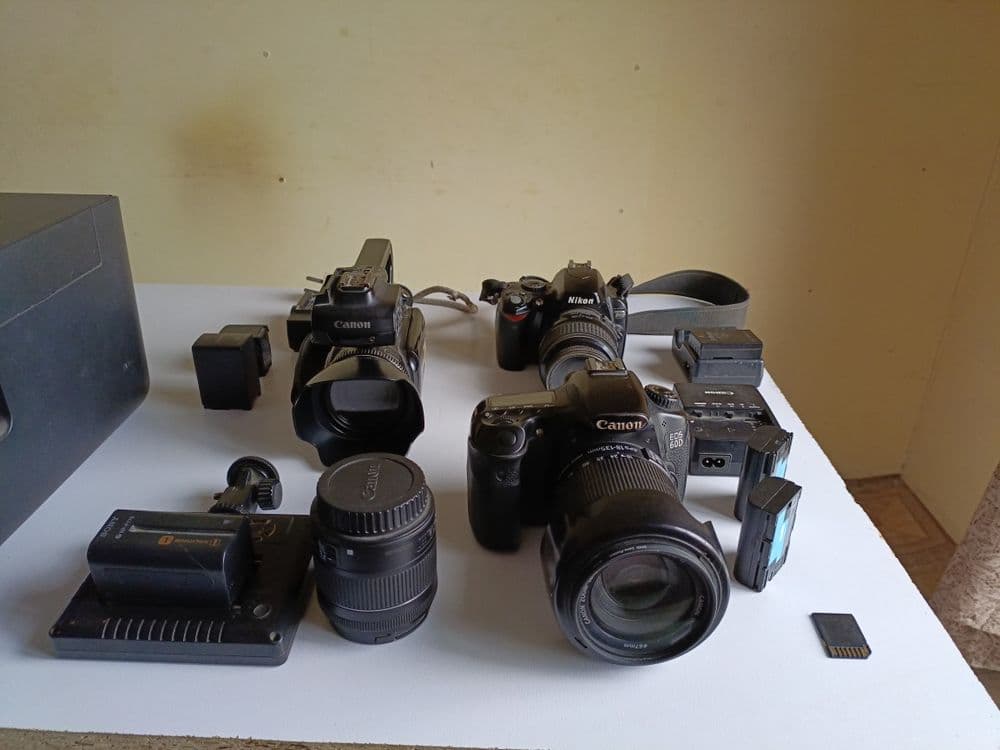 Canon XA10 qamer — 1