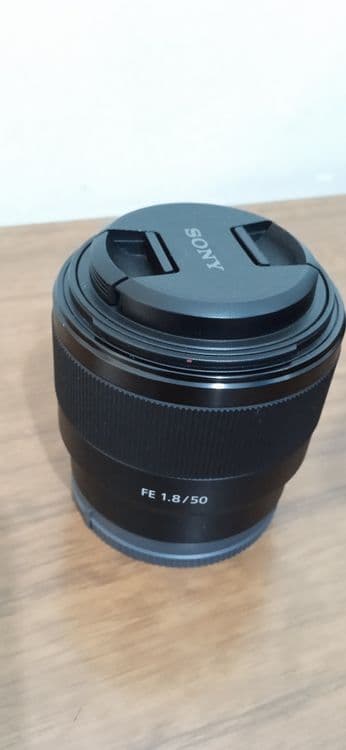 Sony FE 50mm f1.8 портретный объектив