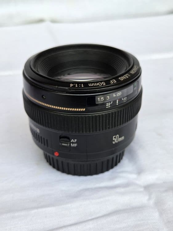 Canon EF 50mm f/1.4 USM — 4