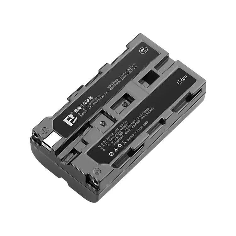 Новые аккумуляторы NP-F550 для света/прожектора — 1