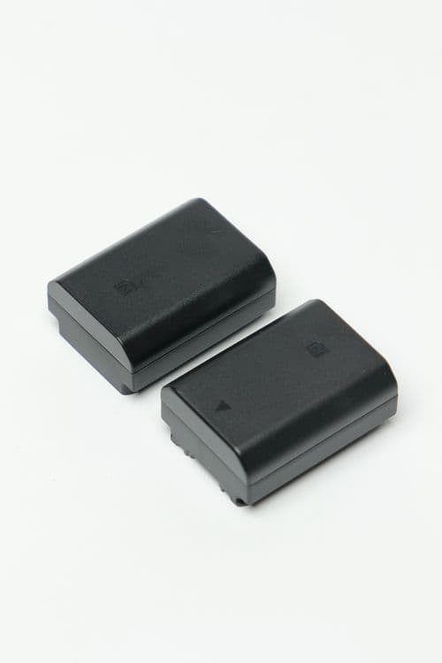 Sony NP-FZ100 Две батарейки + Двойная зарядка  (LCD USB Charger) — 3