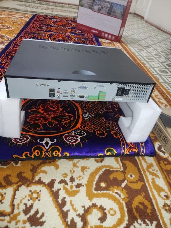 Video yozgich Hikvision Nvr 32 kanalli 32 dona kamera oʻqiydi — 2