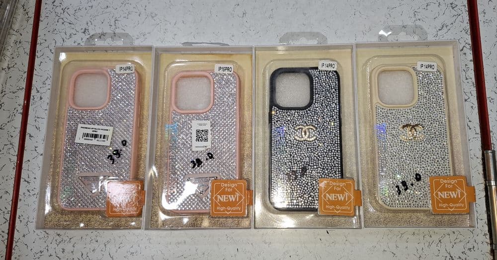 iPhone Chixol prada chanel babochka panda — 1