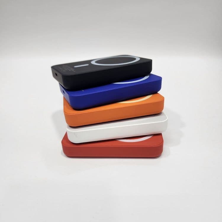 Power Bank MagSafe 5000 mAh — компактный, магнитный, новые цвета — 1