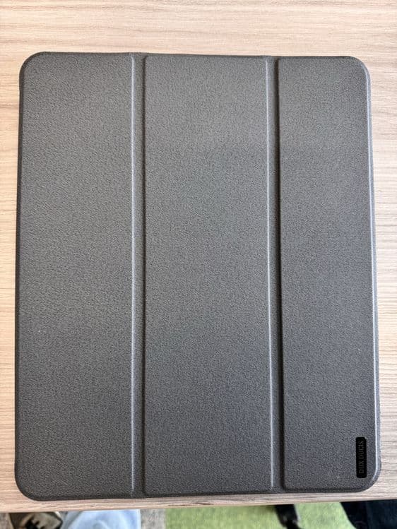 Продам чехол для ipad 13 pro m4 — 2