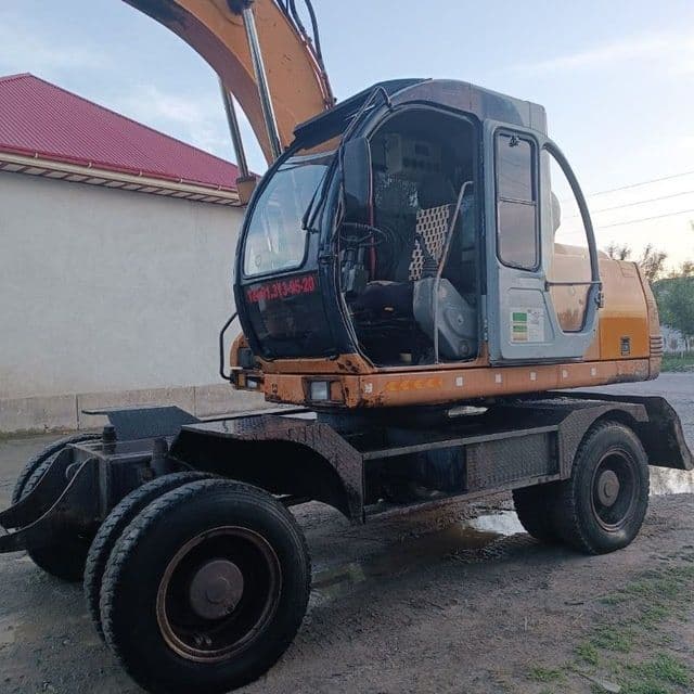 Ekskavator xizmati — 2