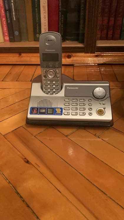 Продаётся радиотелефон Panasonic. Б/у. — 1