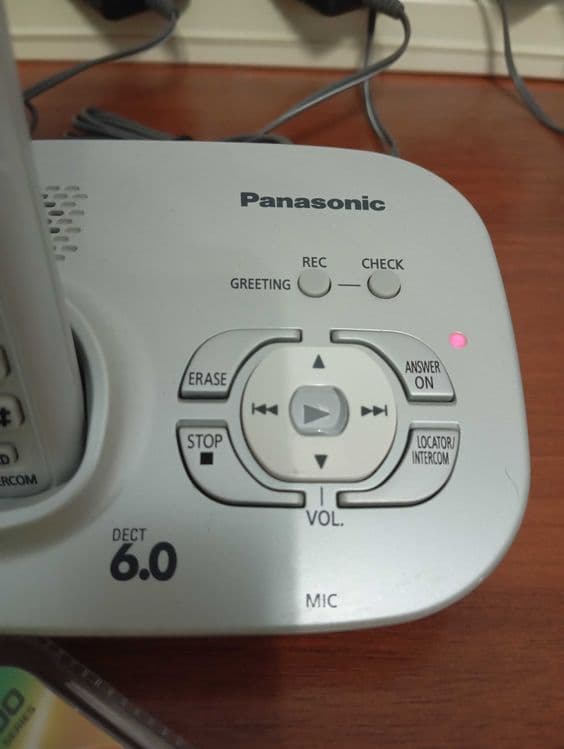 Продам радиотелефон PANASONIC три трубки на один телефонный номер. — 5