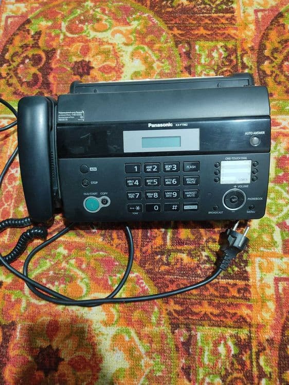 Panasonic Телефон + Факс + Ксерокопия Panasonic KX-FT982 — 1