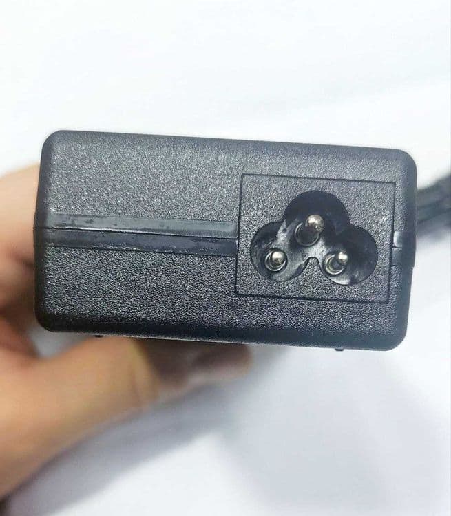 Зарядка для ноутбука Acer 19в- 4,74A, доставка — 3