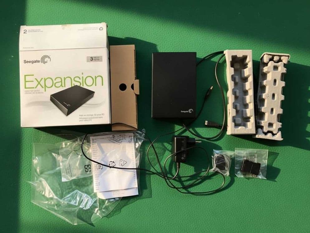 Внешний бокс SEAGATE для 3.5 харда.Корпус для большого 3.5 винчестера. — 1