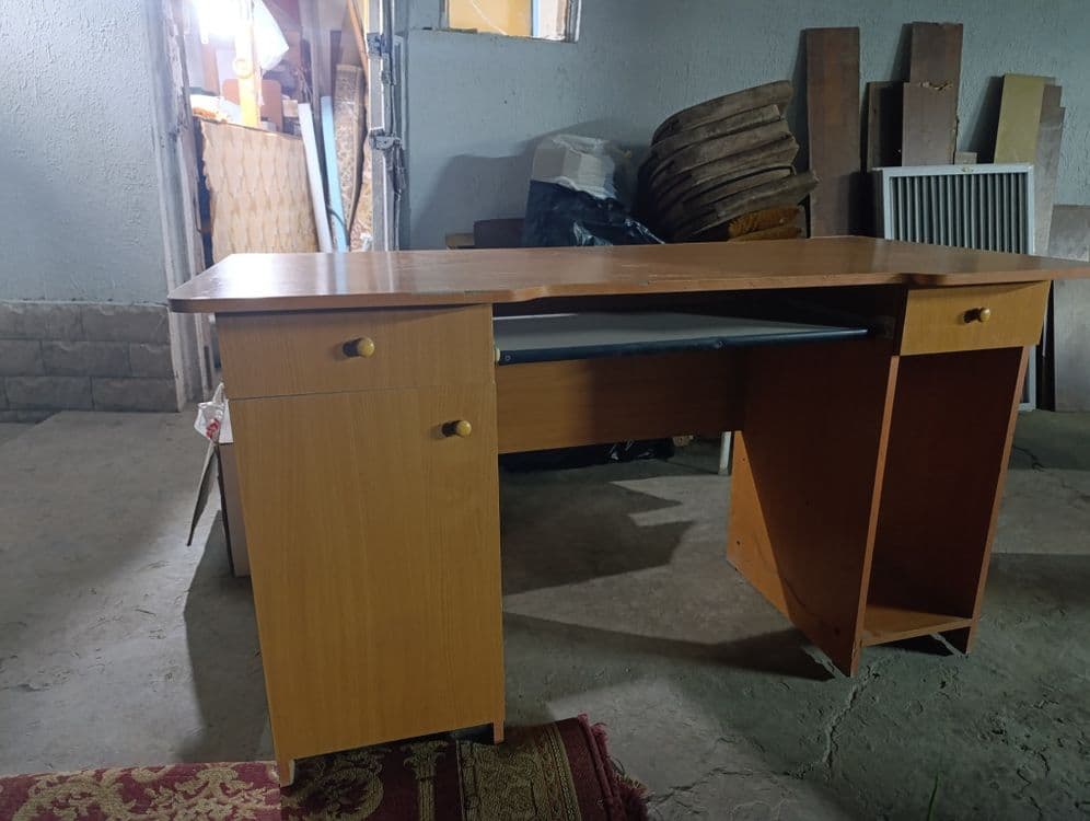 Продам компьютерный стол — 1