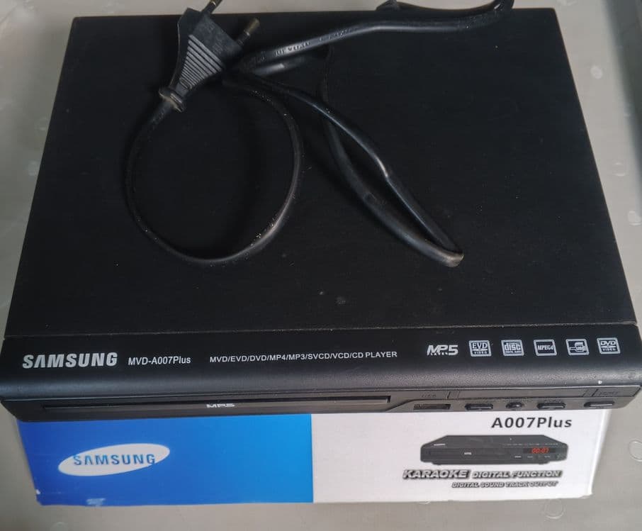 Мощный компактный DVD Samsung — 1