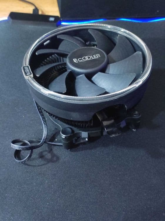 Кулер для процессора PCCooler E126M PRO RGB — 1