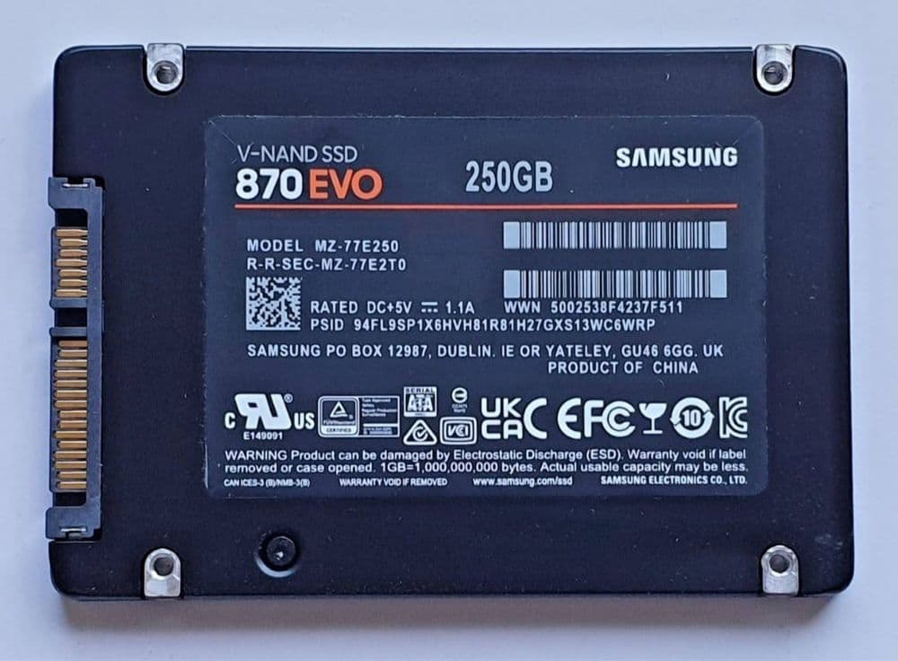 SSD 250gb samsung holati yaxshi