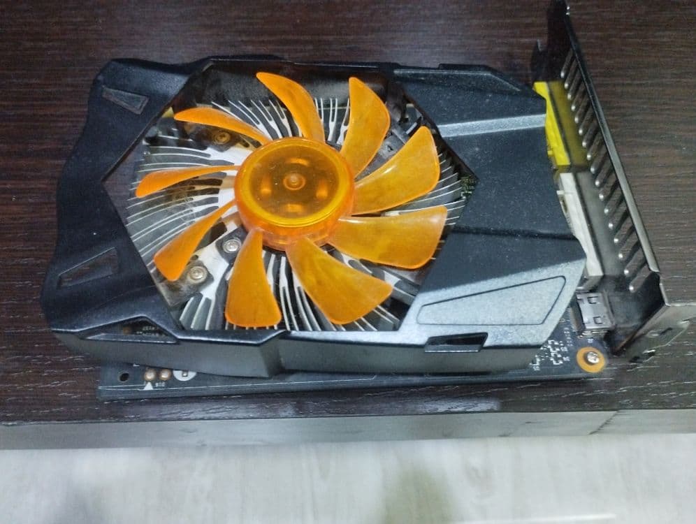 Zotac 750ti 2 gb — 1