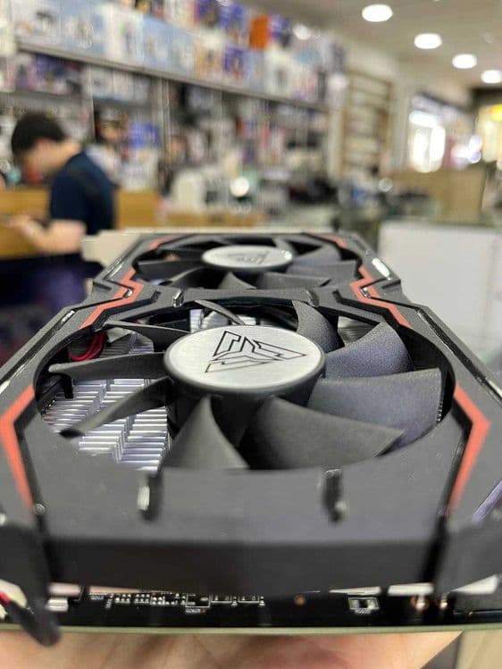 Видеокарта amd radeon rx 580 — 3