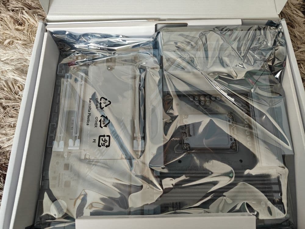 Gigabyte Z890 Aorus Elite Wifi 7 Ice — 3