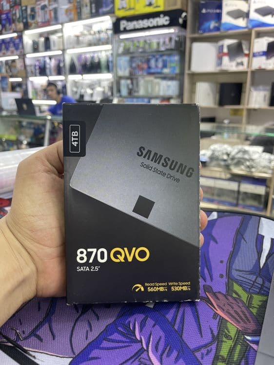 Samsung 870 QVO 4Tb — 1