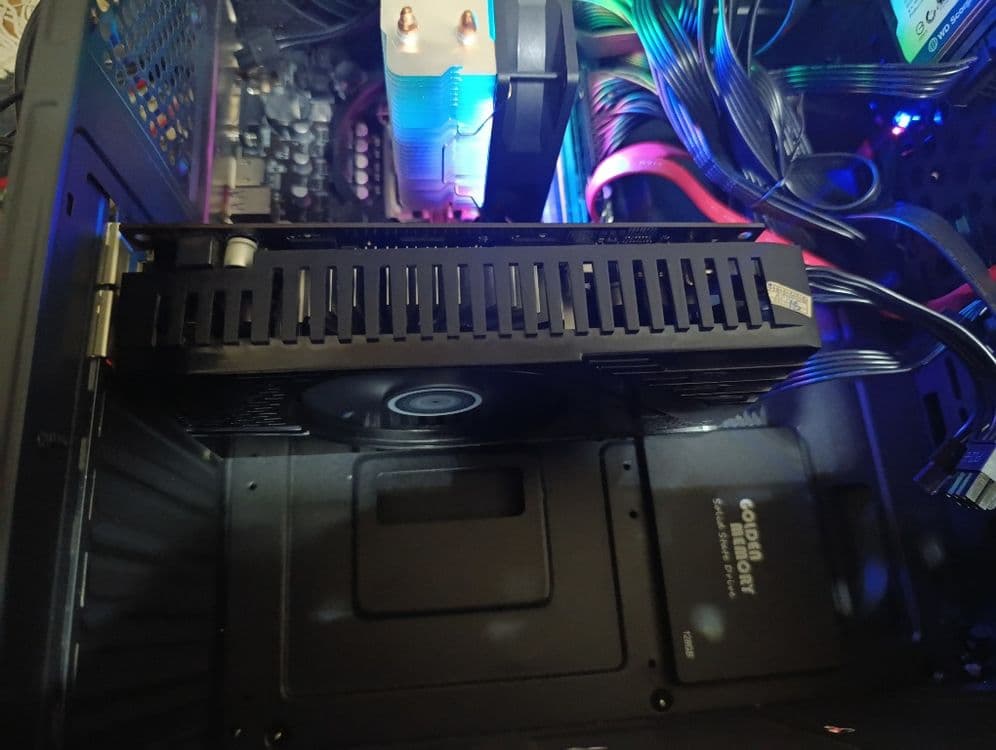 Geforce GTX 550 ti видеокарта — 2