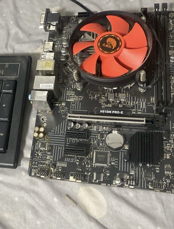 Kompyuter Intel Pentium G6405 — 1