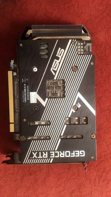Asus rtx 3060
ASUS RTX 3060 
12GB GDDR6 192bit 
1x8-pin TDP 170W
Xolat — 2