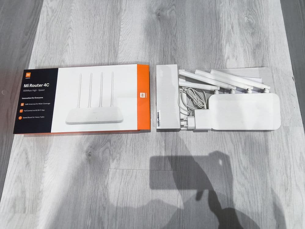 Два роутер WiFi:mi router 4c и tp link tl-wr841n — 1