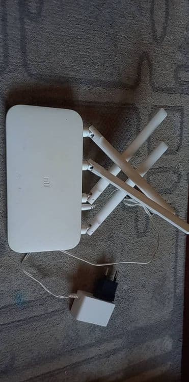 Wi-Fi роутер Xiaomi Mi Router 4C (Global Version) — 1