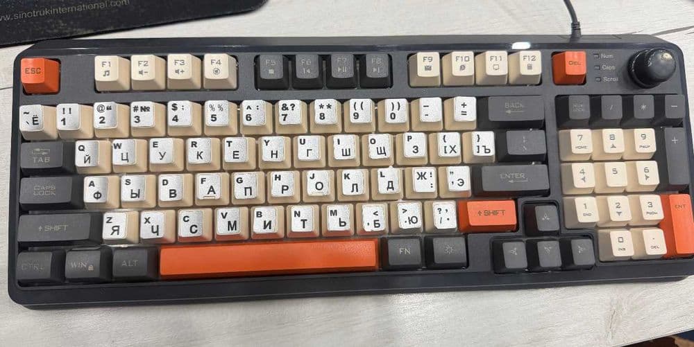 Клавиатура Xunfox K82 Xunfox K82 yoritgichli klaviatura yangi xolati — 1