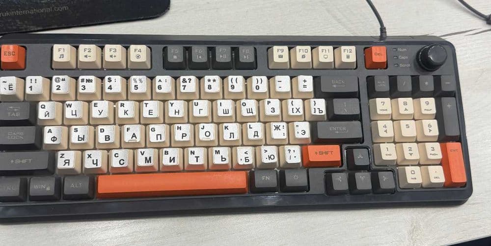 Клавиатура Xunfox K82 Xunfox K82 yoritgichli klaviatura yangi xolati — 4