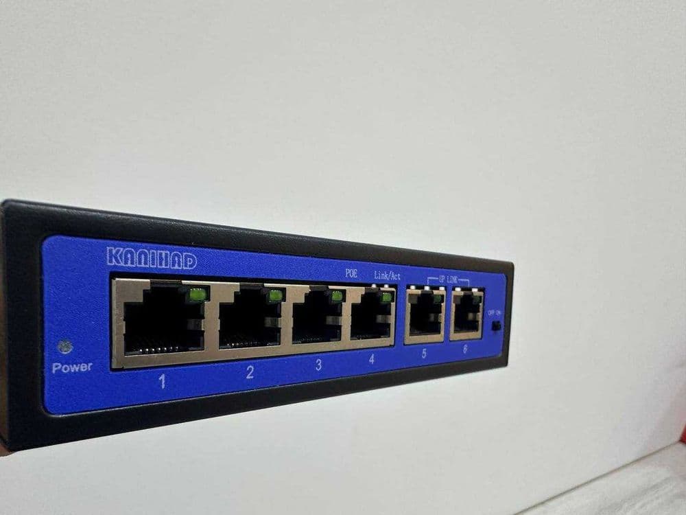 Poe Swich KANIHAD 1006FE 4+2 MB — 4