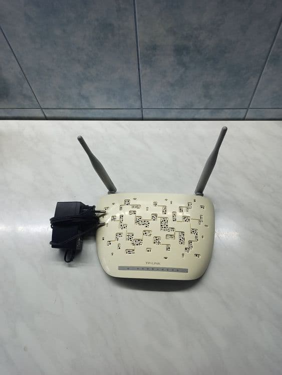 Wi-fi router  TP LINK  TD-W8968 — 1