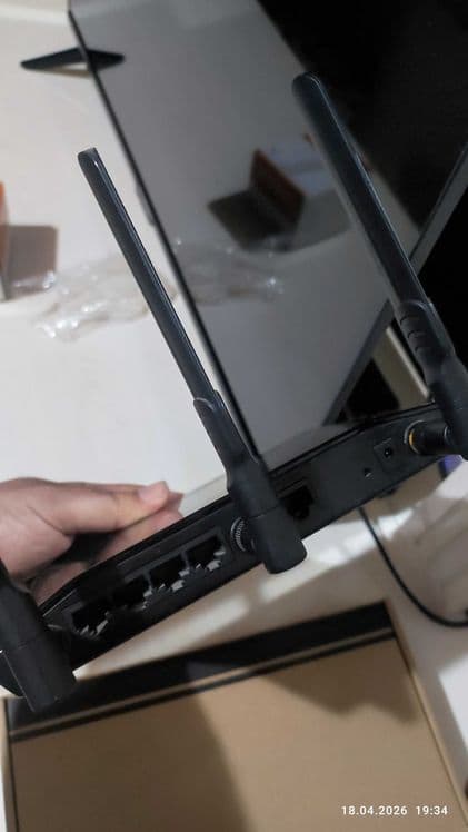 Wifi Router D-link Dir 619 /Состаяние идеалный / Оптика/ — 2