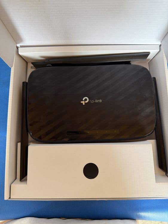 Wifi router sotiladi — 2