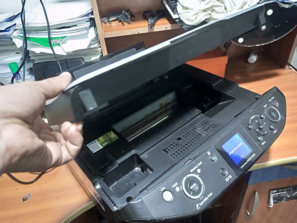 6 ta Rangli Epson 720 Wi Fili simsiz masofadan ishlidi Rasmdagilar bor — 5