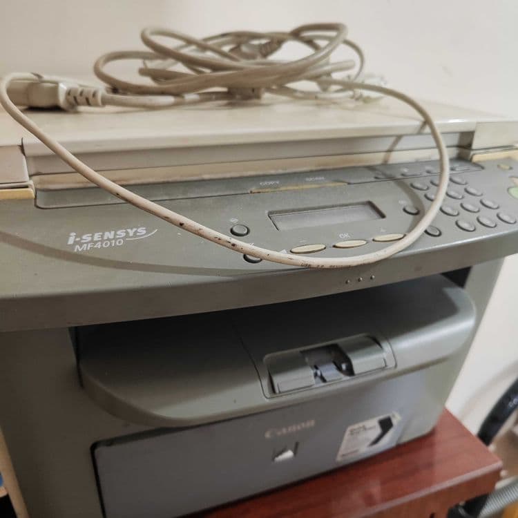 3tasi 1da printer Canon i-sensys MF4010 — 2