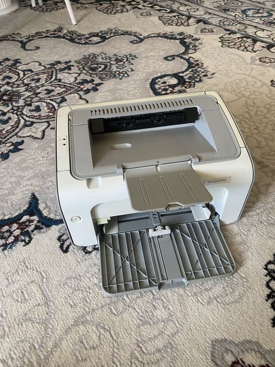 Hp laserjet 1102 printer oq-qora holati a'lo aybi yoq — 5