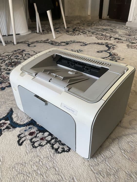 Hp laserjet 1102 printer oq-qora holati a'lo aybi yoq — 6