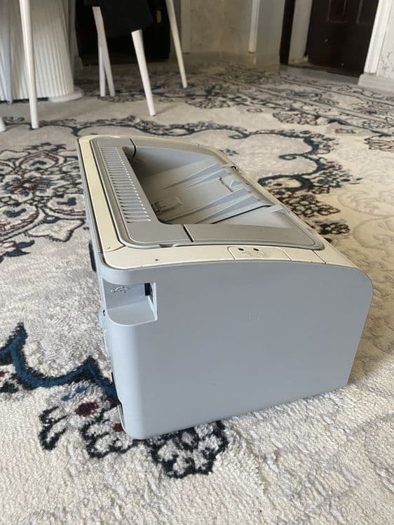 Hp laserjet 1102 printer oq-qora holati a'lo aybi yoq — 7