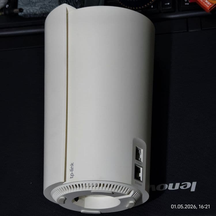 Deco wifi 6 mesh system — 1