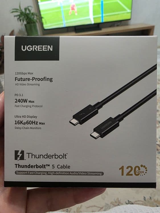 Кабель UGREEN Thunderbolt 5 USB-C 240W 120Gbps 16K — 2