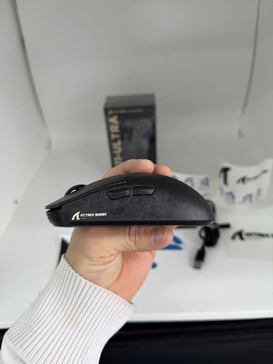 G pro dizayn R11 ultra attack shark — 3