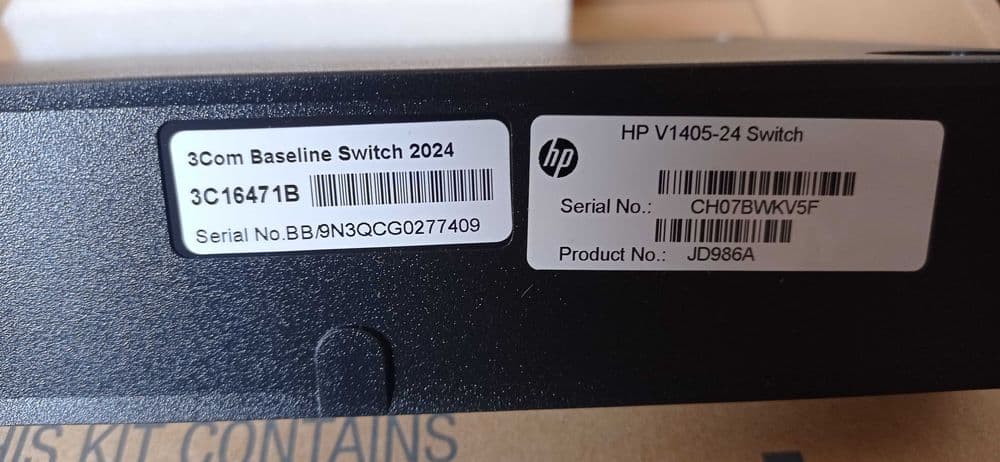 3Com Baseline Switch 2024 — 1