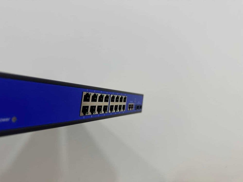 PoE Switch KANIHAD PoE1622SFP 16+2+2 SFP — 4