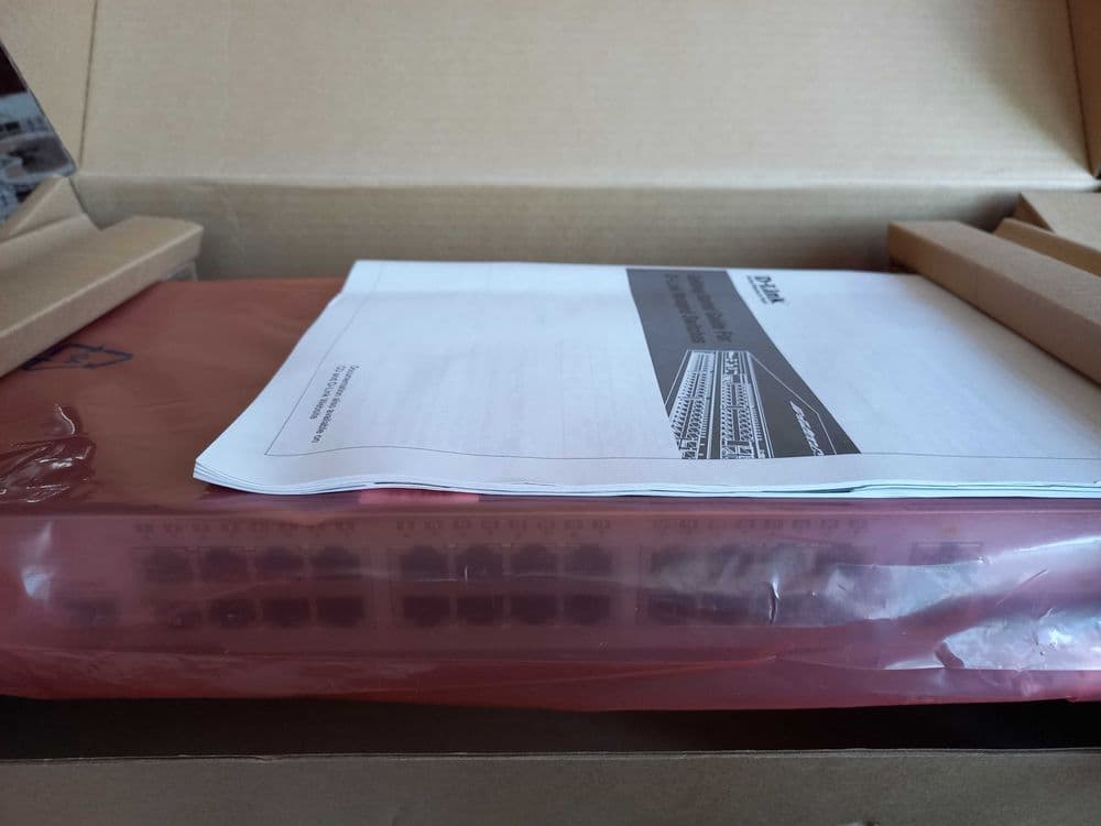 Коммутаторы D-Link DES-3200-28  /C1A — 4