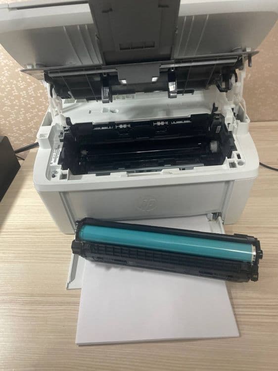 Принтер МФУ 3в1 Hp wi-fi Laser Jet M 141w — 3