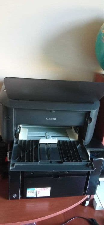 Принтер LBP6000B сотилади — 2